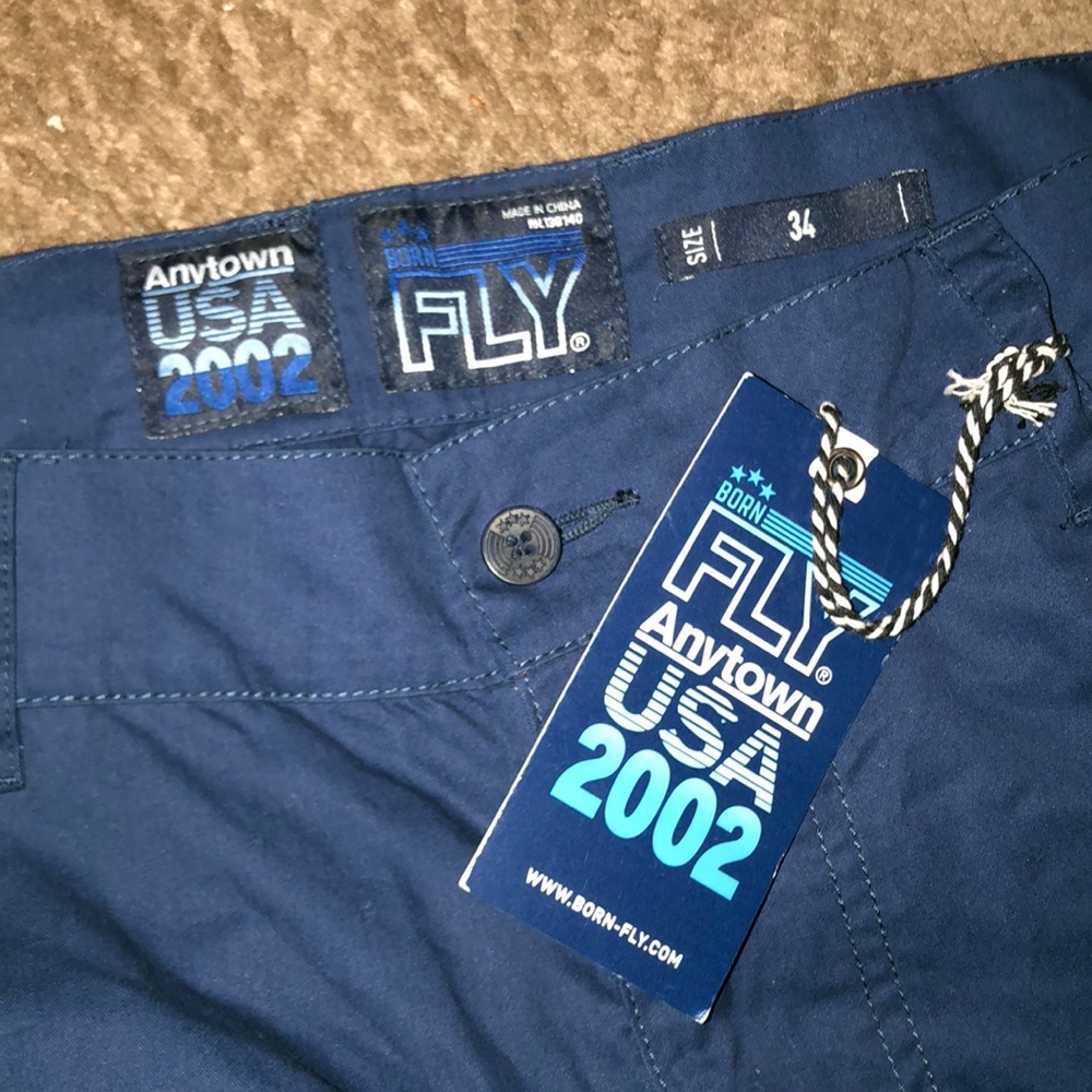 Born FLY - Picture 3 of 3